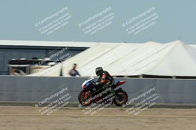 media/Oct-30-2025-Racers Edge (Thu) [[dabbdaf680]]/3-B Group/Session 5 Front Straight Speed/